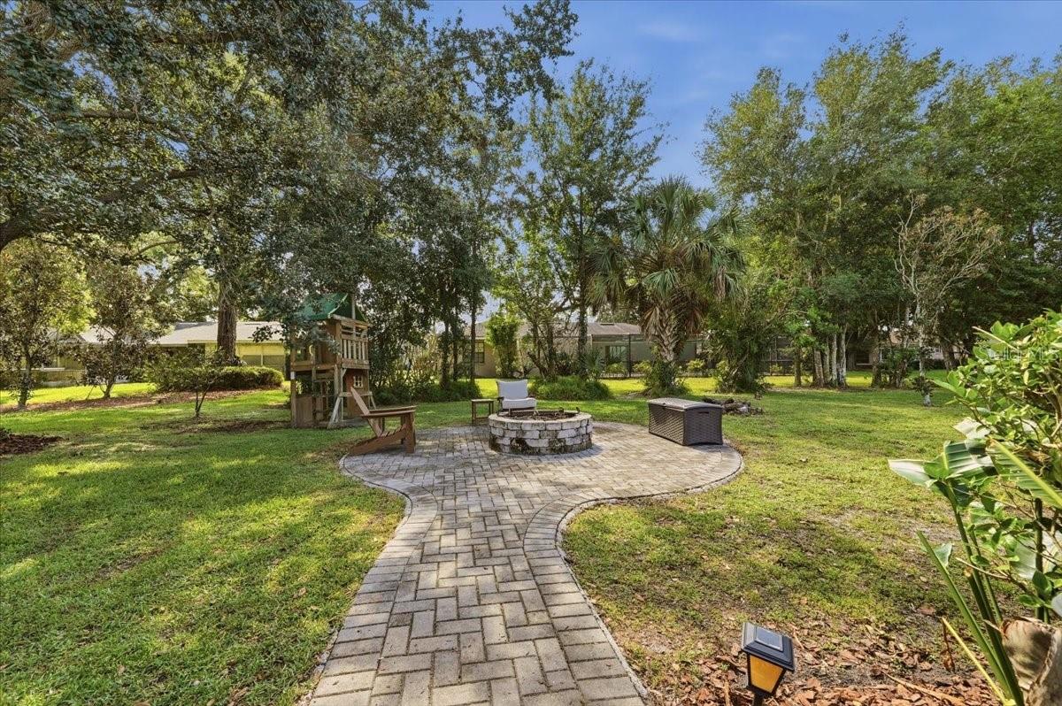70 GREENFIELD COURT, Winter Haven, FL 33884