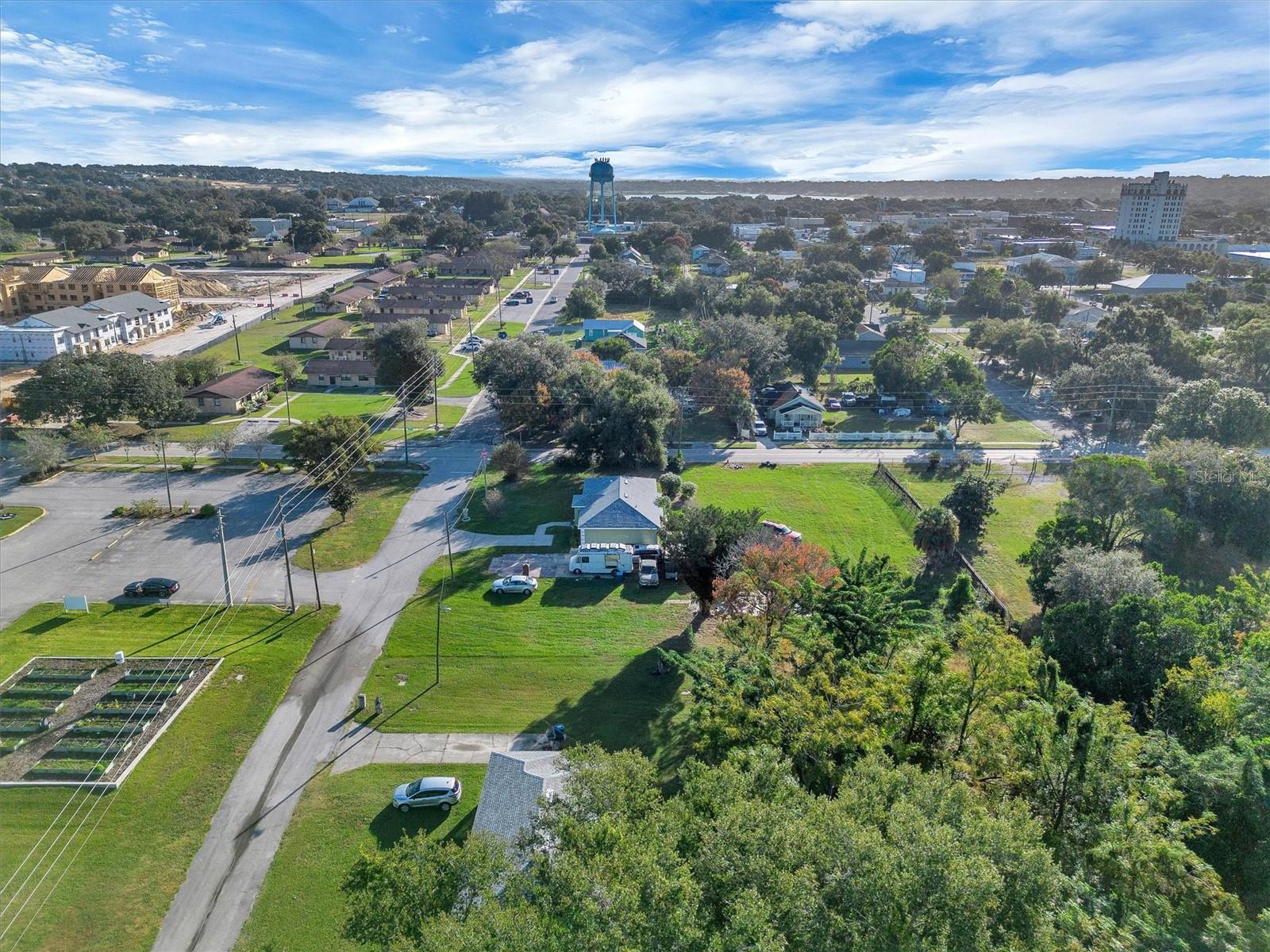 311 W SESSOMS AVENUE, Lake Wales, FL 33853