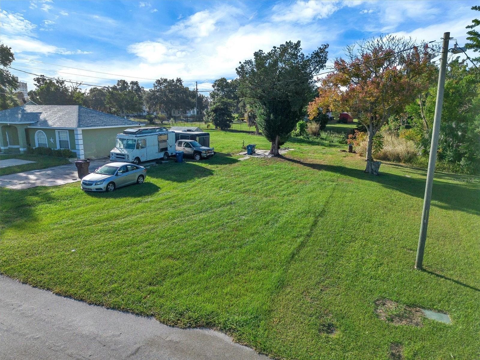 311 W SESSOMS AVENUE, Lake Wales, FL 33853