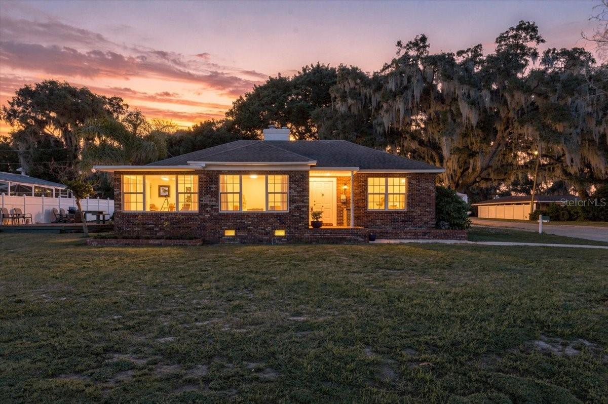 1501 N LAKE HOWARD DRIVE, Winter Haven, FL 33881