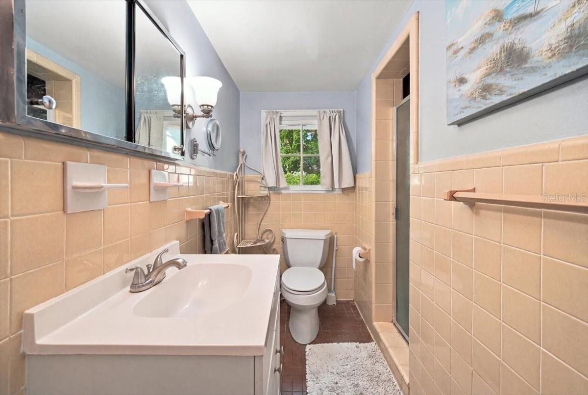 Guesthouse Bathroom