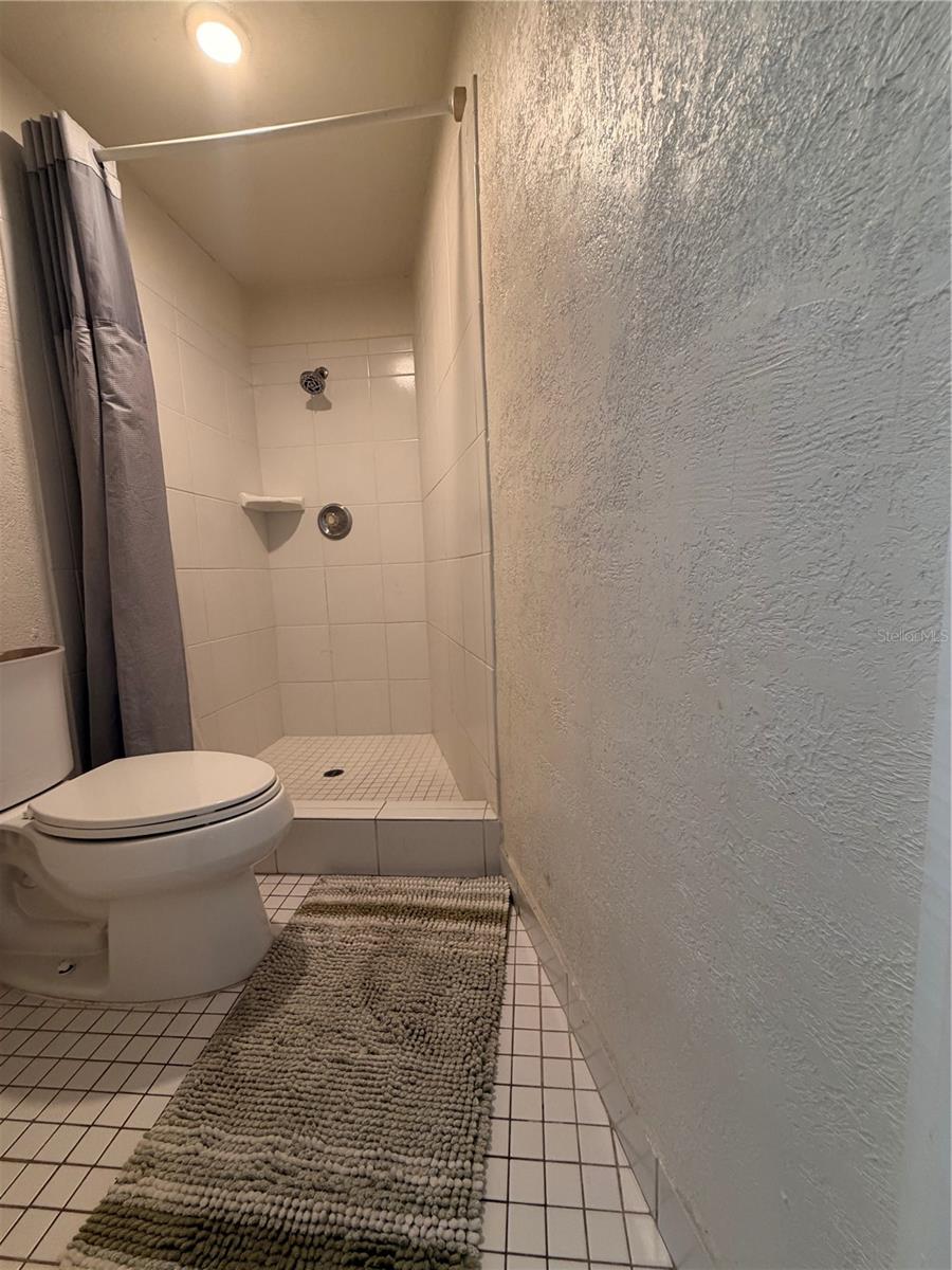 4413 CRESTWOOD DRIVE N, St Petersburg, FL 33714