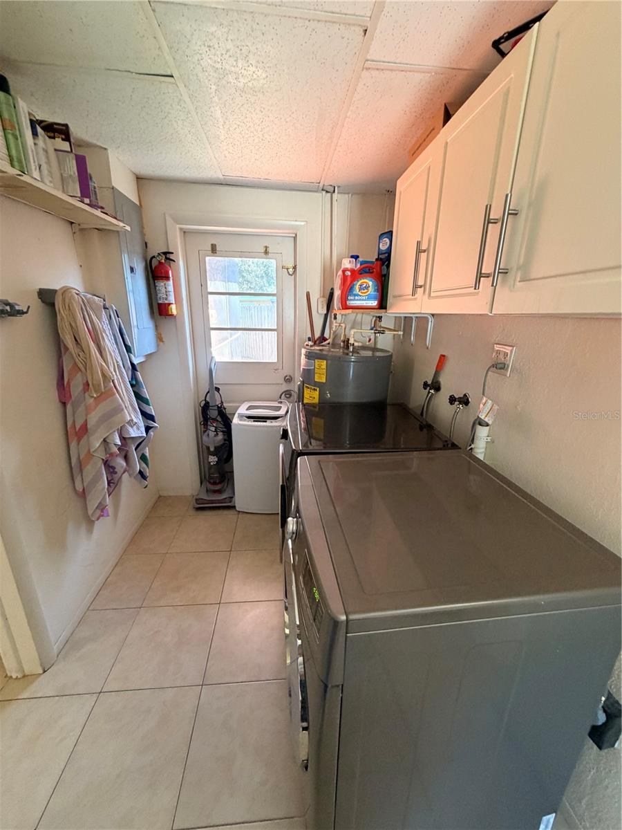 4413 CRESTWOOD DRIVE N, St Petersburg, FL 33714