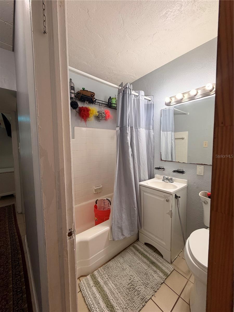 4413 CRESTWOOD DRIVE N, St Petersburg, FL 33714