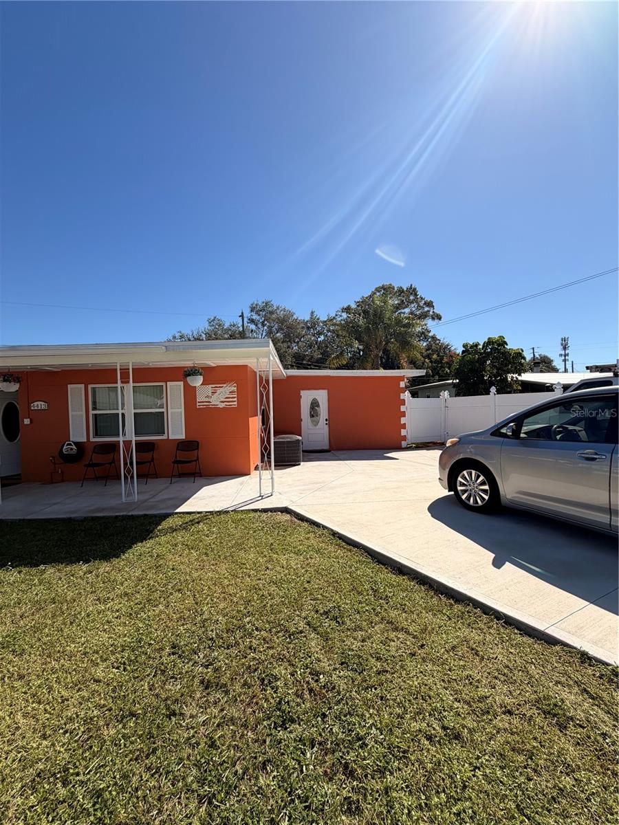 4413 CRESTWOOD DRIVE N, St Petersburg, FL 33714