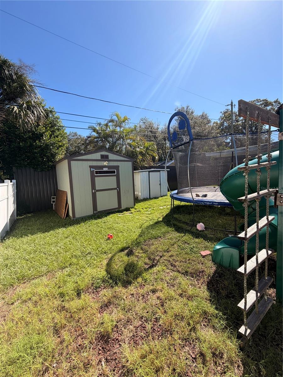 4413 CRESTWOOD DRIVE N, St Petersburg, FL 33714