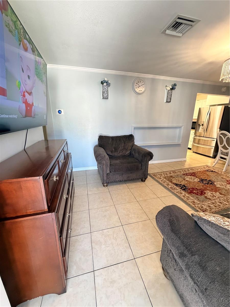 4413 CRESTWOOD DRIVE N, St Petersburg, FL 33714
