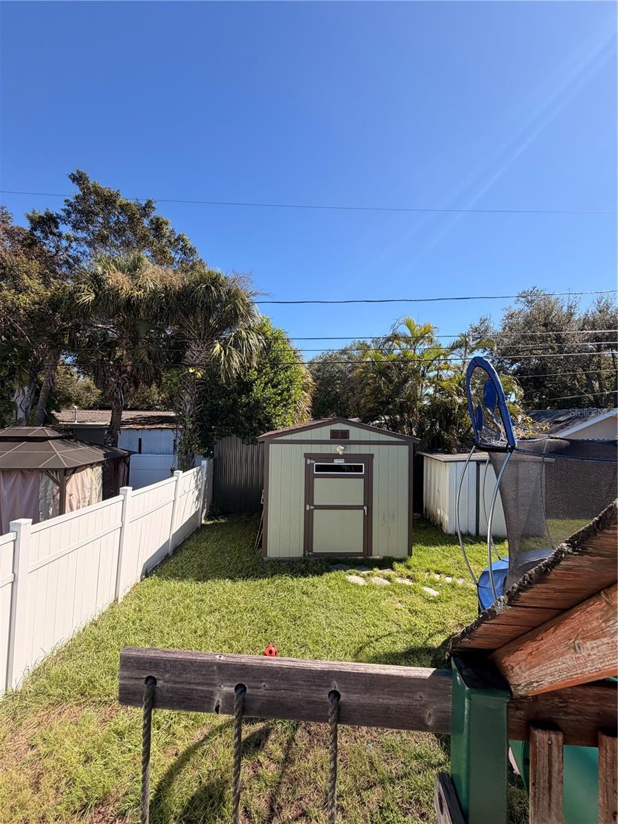 4413 CRESTWOOD DRIVE N, St Petersburg, FL 33714