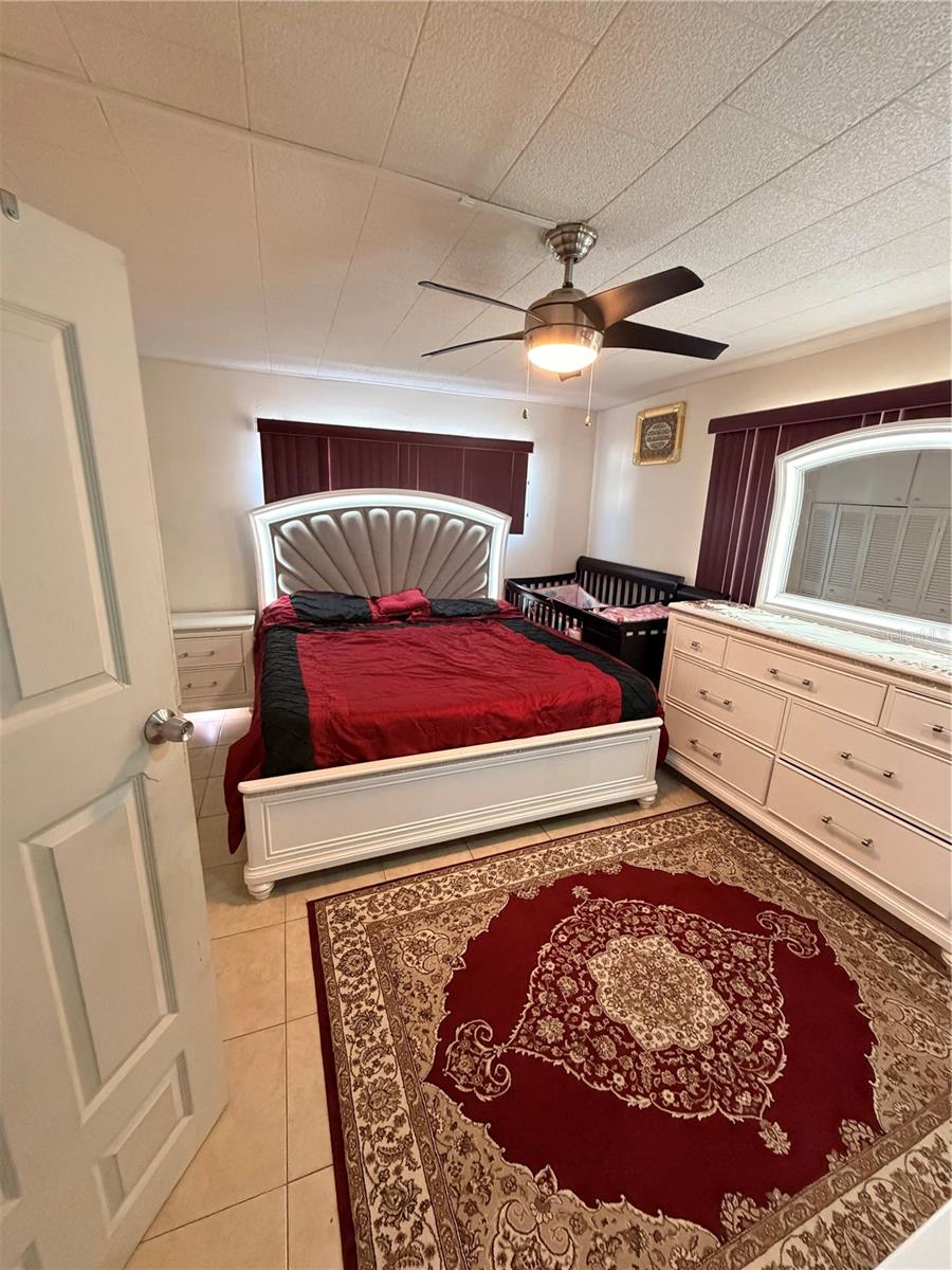 4413 CRESTWOOD DRIVE N, St Petersburg, FL 33714
