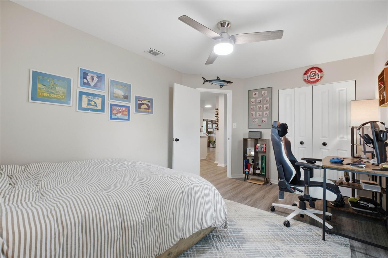 BEDROOM 2
