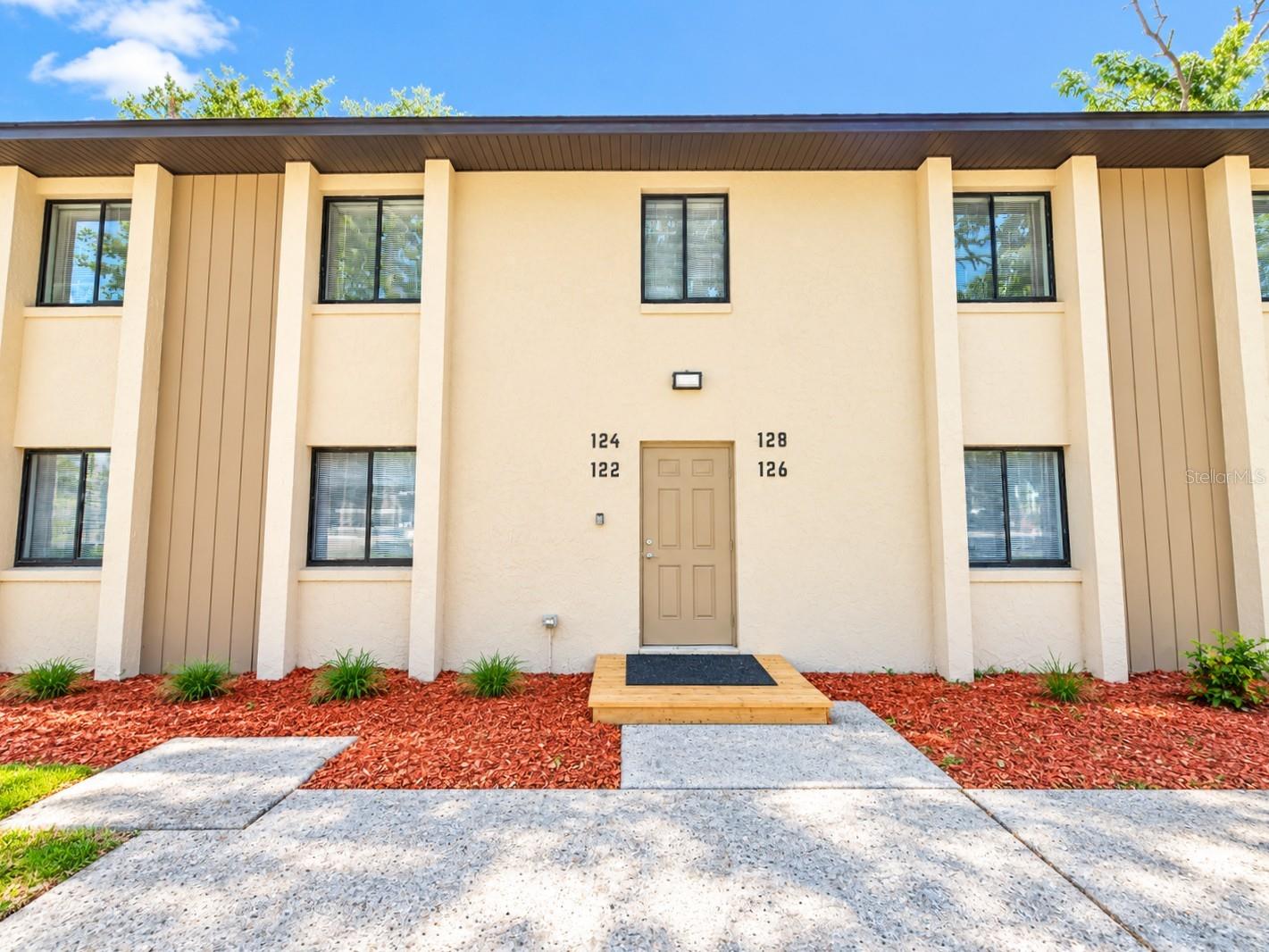 110 AVENUE J SE, Winter Haven, FL 33880 110 AVENUE J SE, Winter Haven, FL 33880