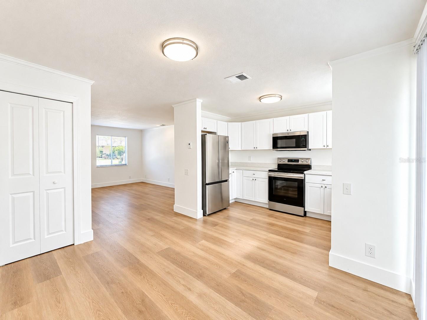 110 AVENUE J SE, Winter Haven, FL 33880 110 AVENUE J SE, Winter Haven, FL 33880
