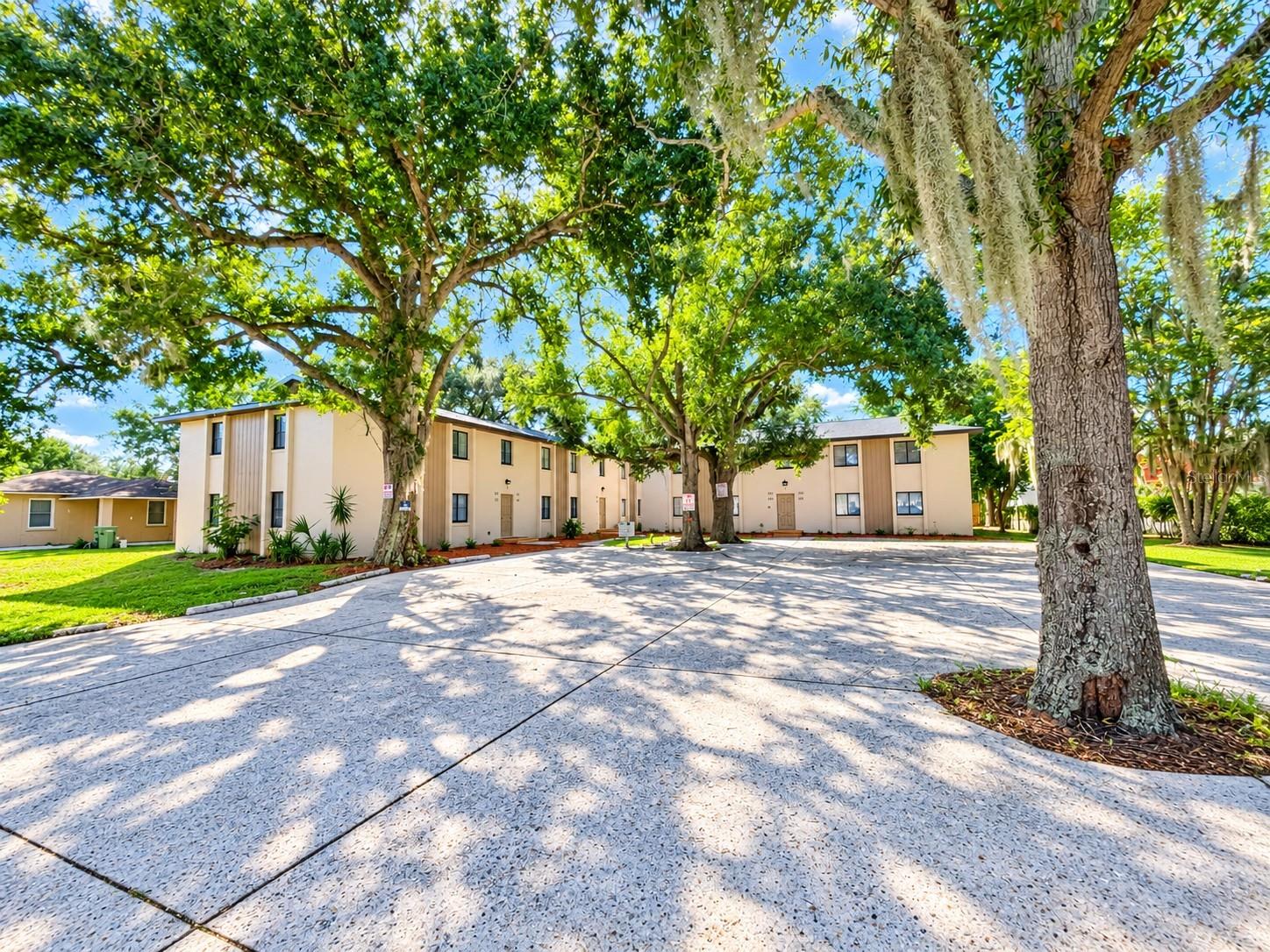 110 AVENUE J SE, Winter Haven, FL 33880 110 AVENUE J SE, Winter Haven, FL 33880