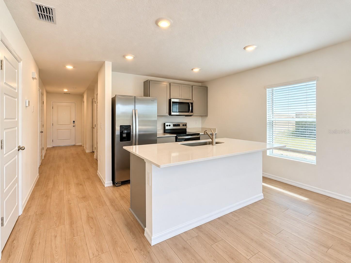 1146 AMBER WAVES COURT, Lake Wales, FL 33859