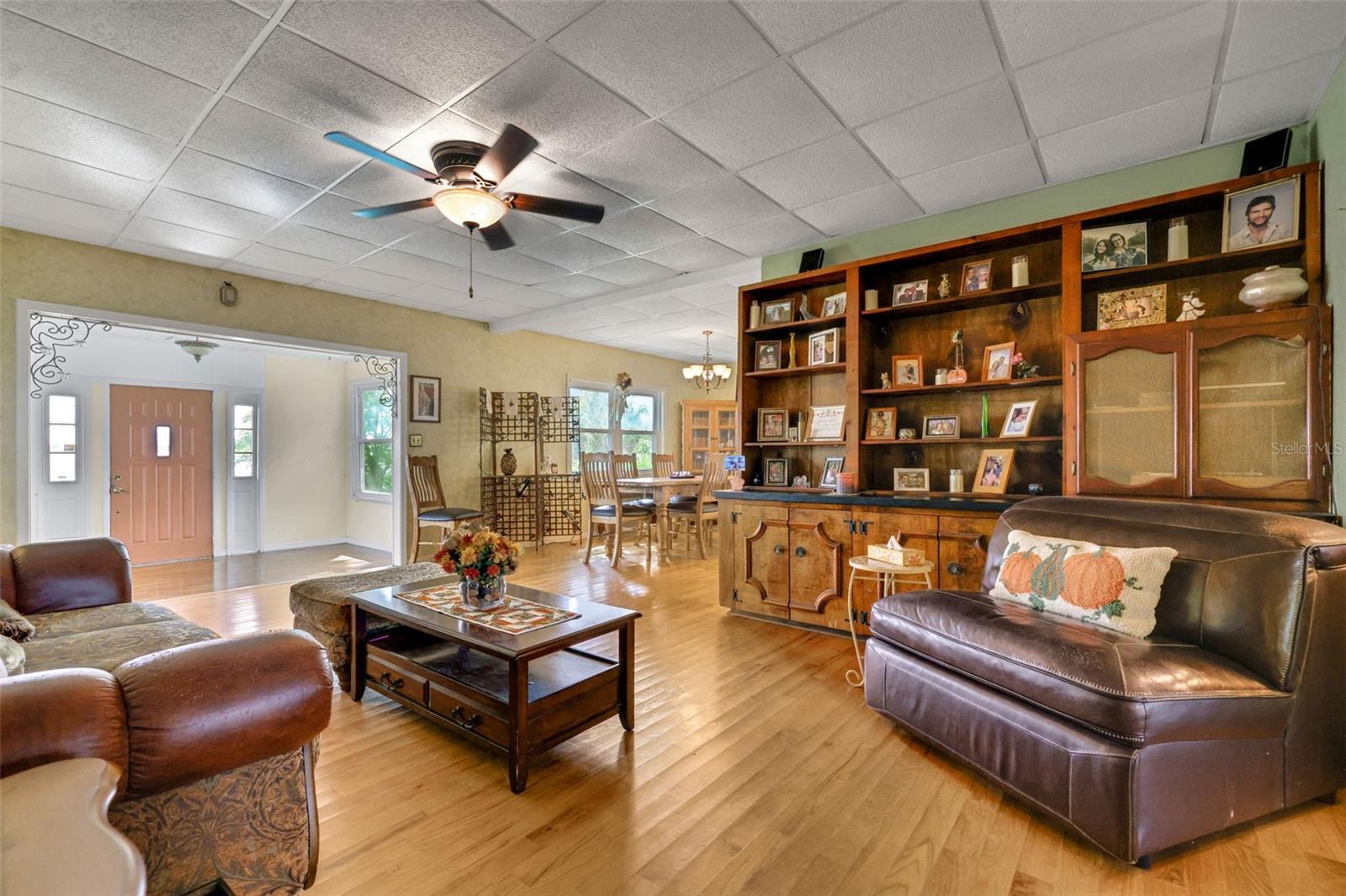 1614 LAKE ARIANA BOULEVARD, Auburndale, FL 33823