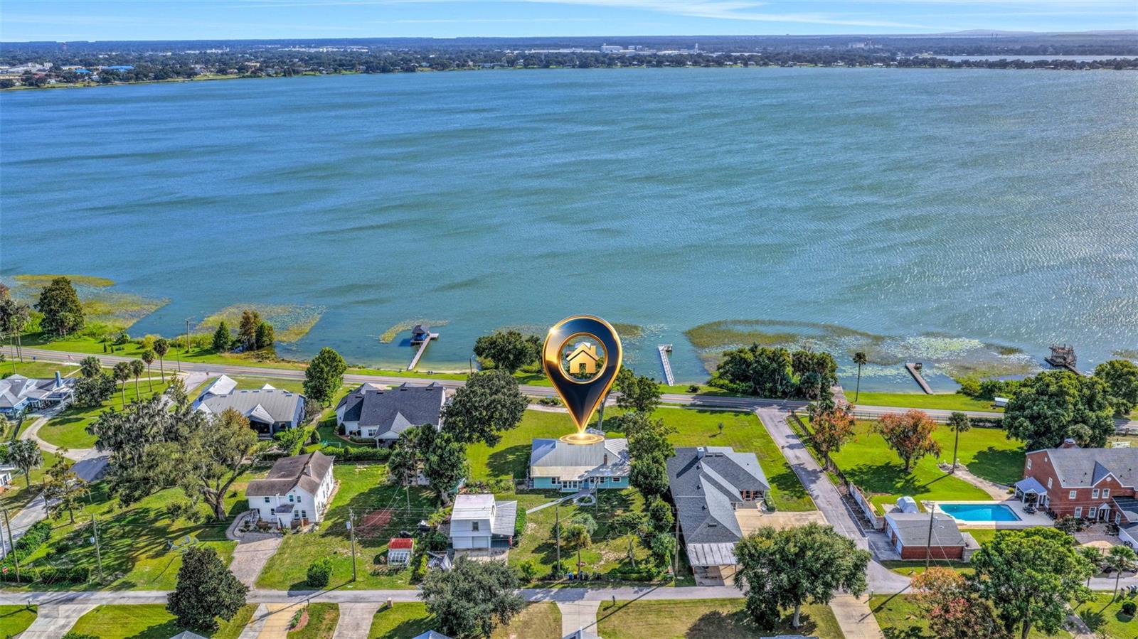 1614 LAKE ARIANA BOULEVARD, Auburndale, FL 33823