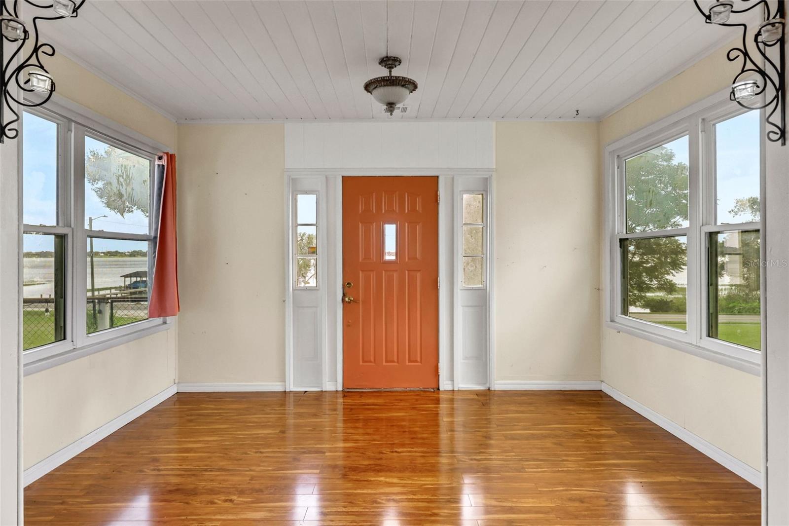 1614 LAKE ARIANA BOULEVARD, Auburndale, FL 33823