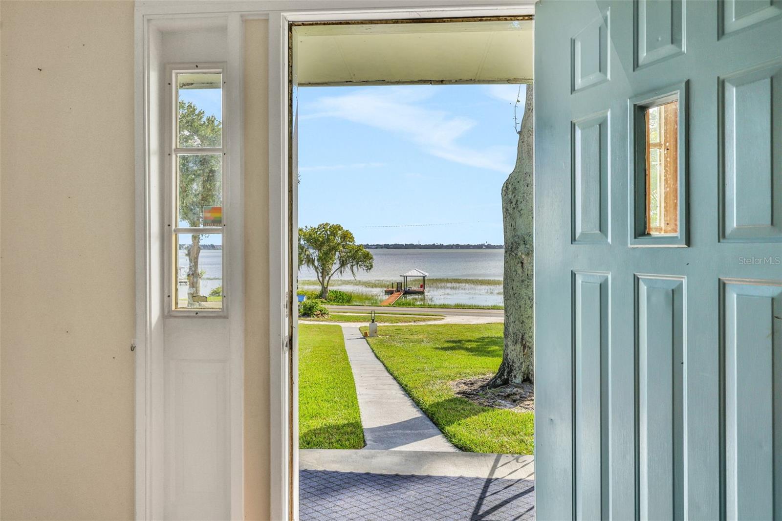 1614 LAKE ARIANA BOULEVARD, Auburndale, FL 33823