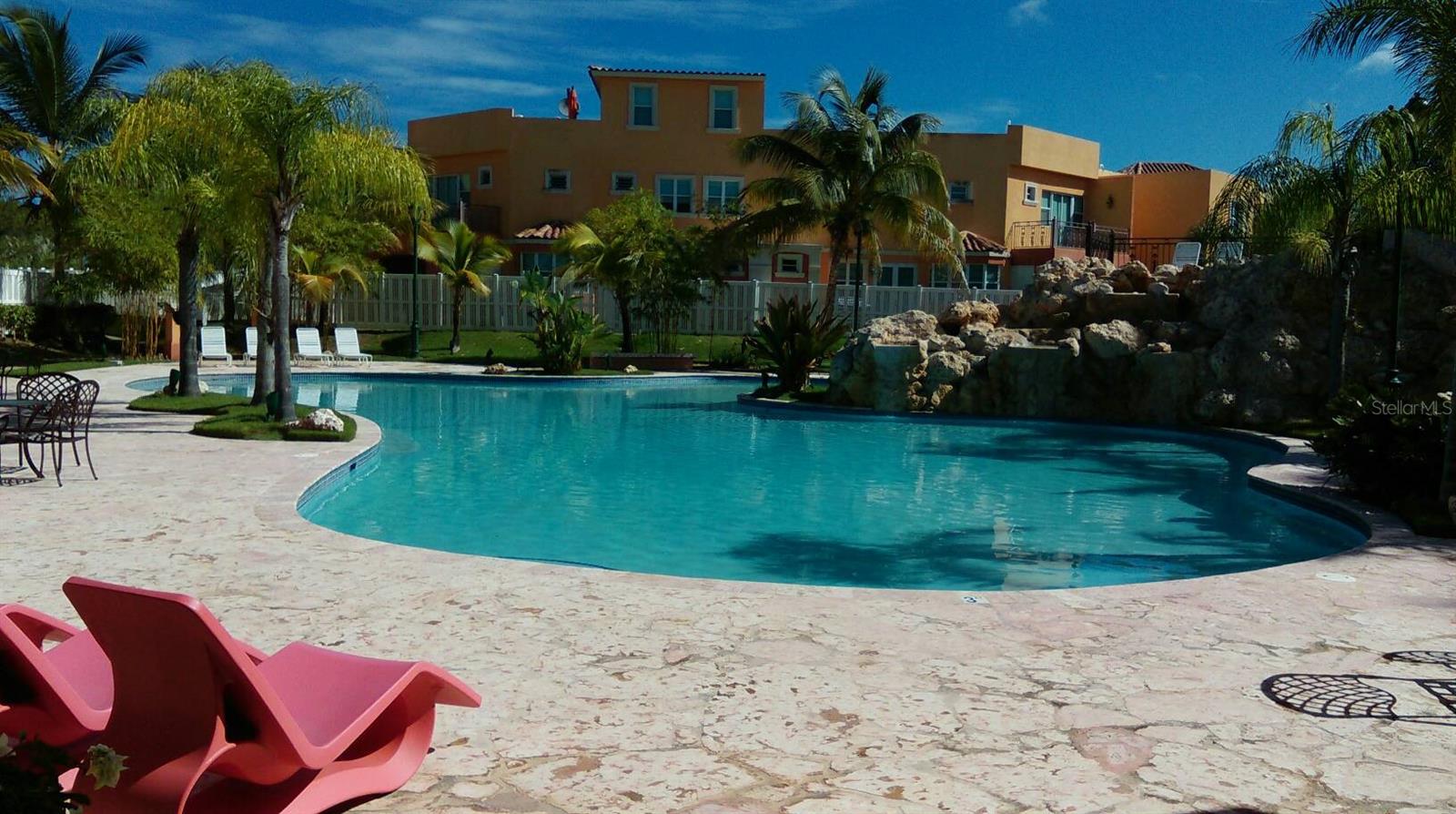 C-7 BRIGHTON COUNTRY CLUB 20 HIGUERO STREET, Dorado, PR 00646