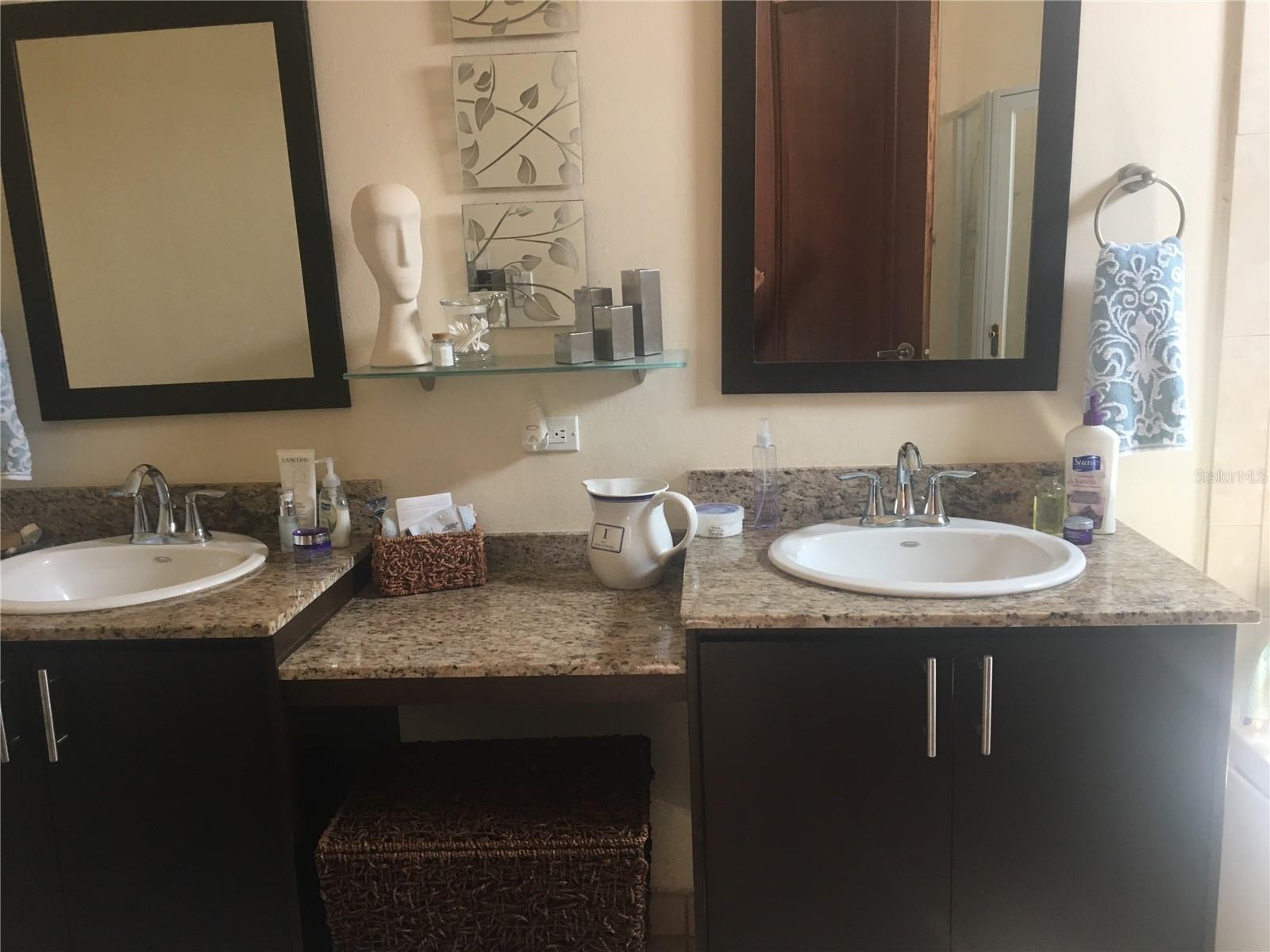 C-7 BRIGHTON COUNTRY CLUB 20 HIGUERO STREET, Dorado, PR 00646