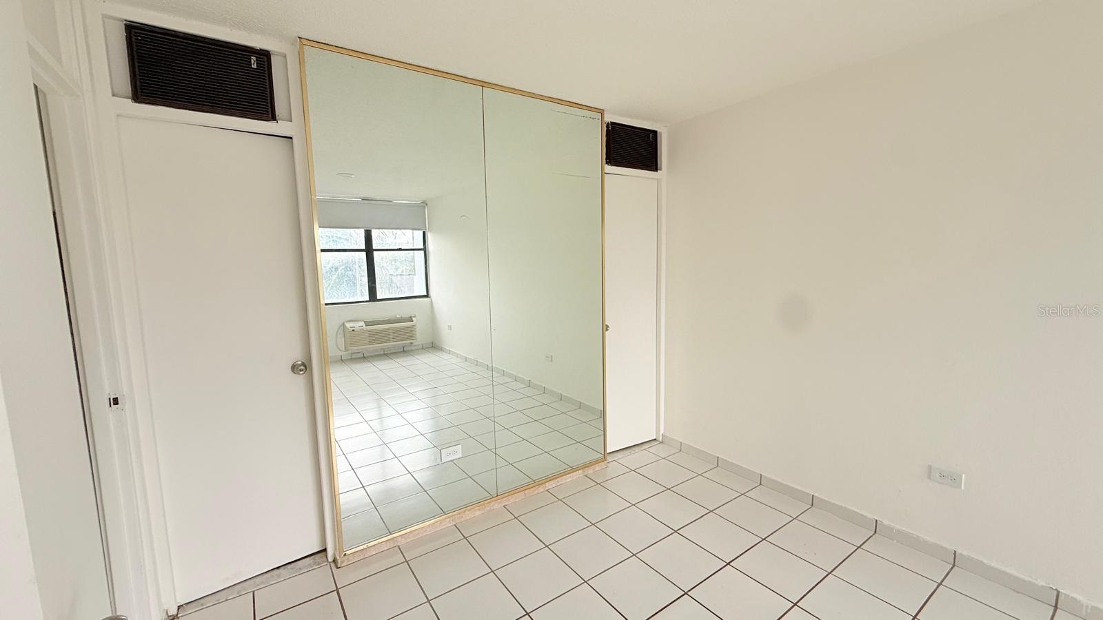 37 ISLA VERDE AVE., #203, Carolina, PR 00979