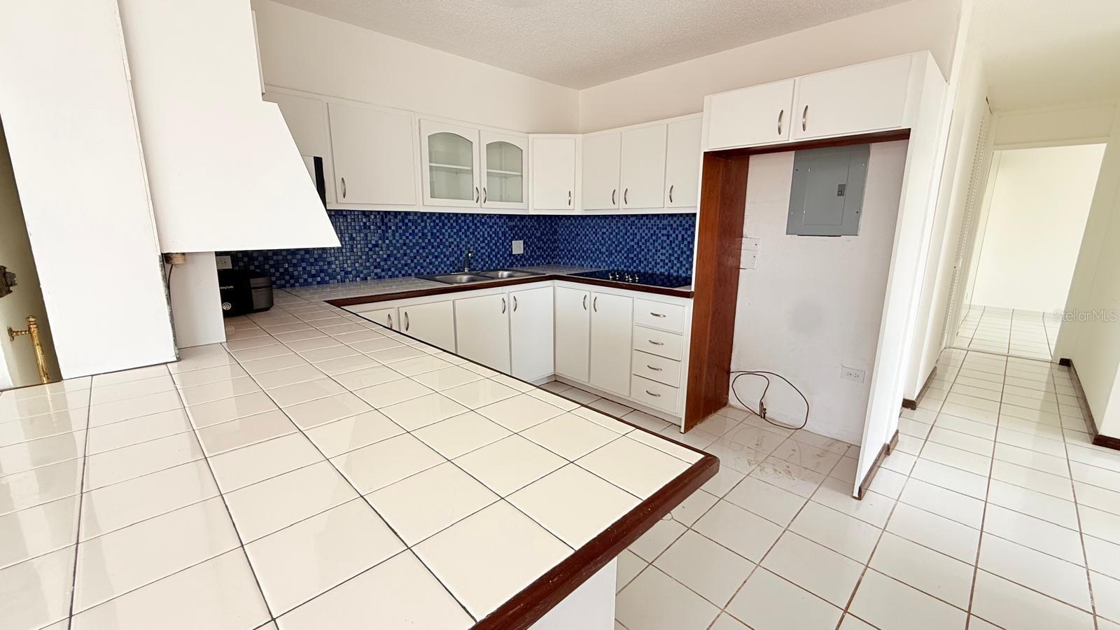 37 ISLA VERDE AVE., #203, Carolina, PR 00979
