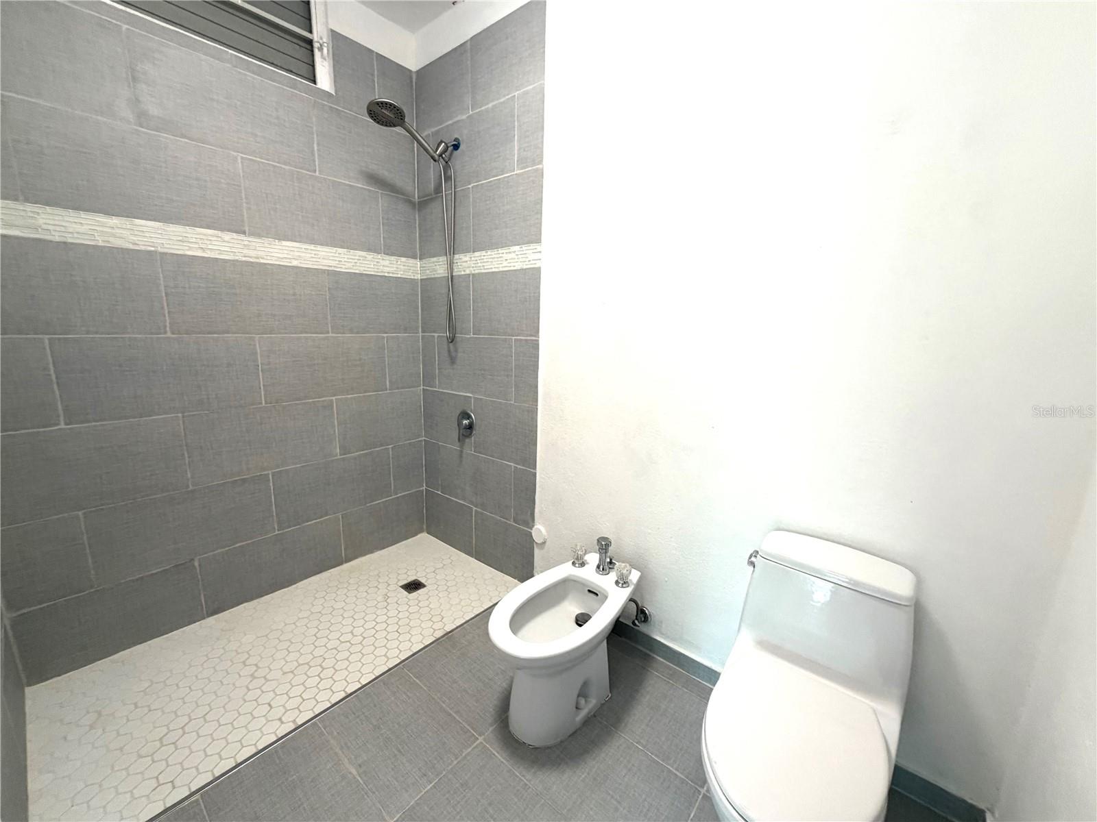 693 NORTH COAST VILLAGE, #236, Vega Alta, PR 00692