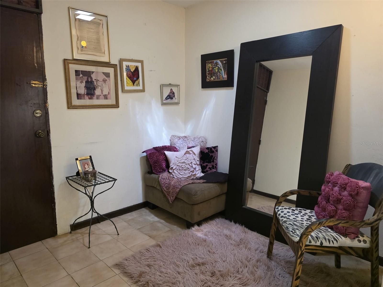 B8 DALI, Caguas, PR 00725
