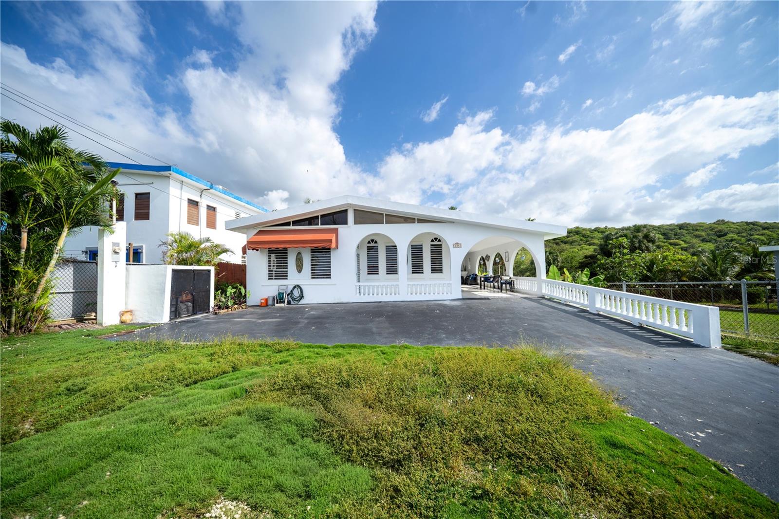 KM 6.100 CARR 466, Isabela, PR 00662