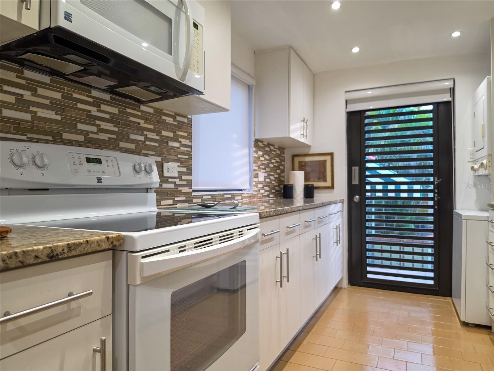 1 HARBOUR VIEW, #48, Humacao, PR 00791
