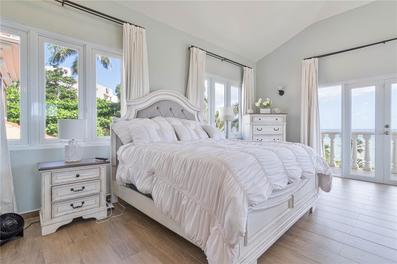 53 SHELL CASTLE, Humacao, PR 00791