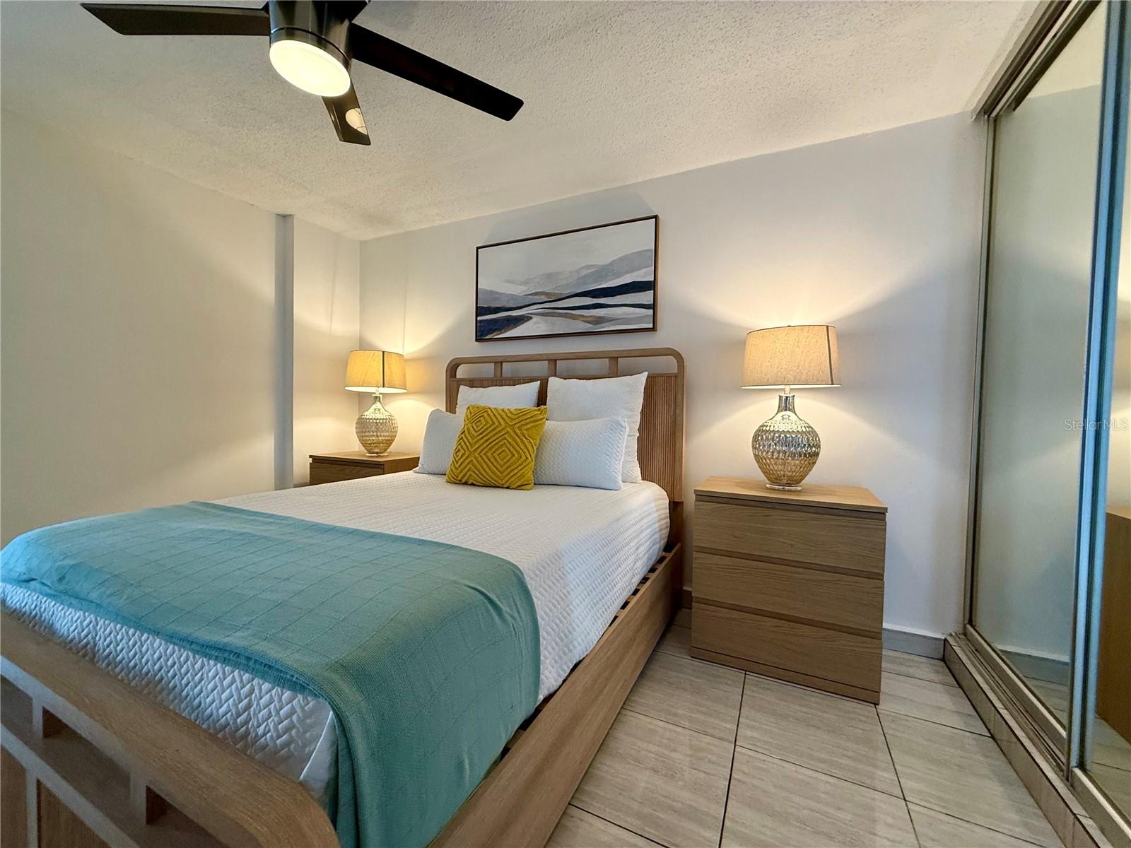 3 LAGUNA GARDENS AVENUE, #11F, Carolina, PR 00979