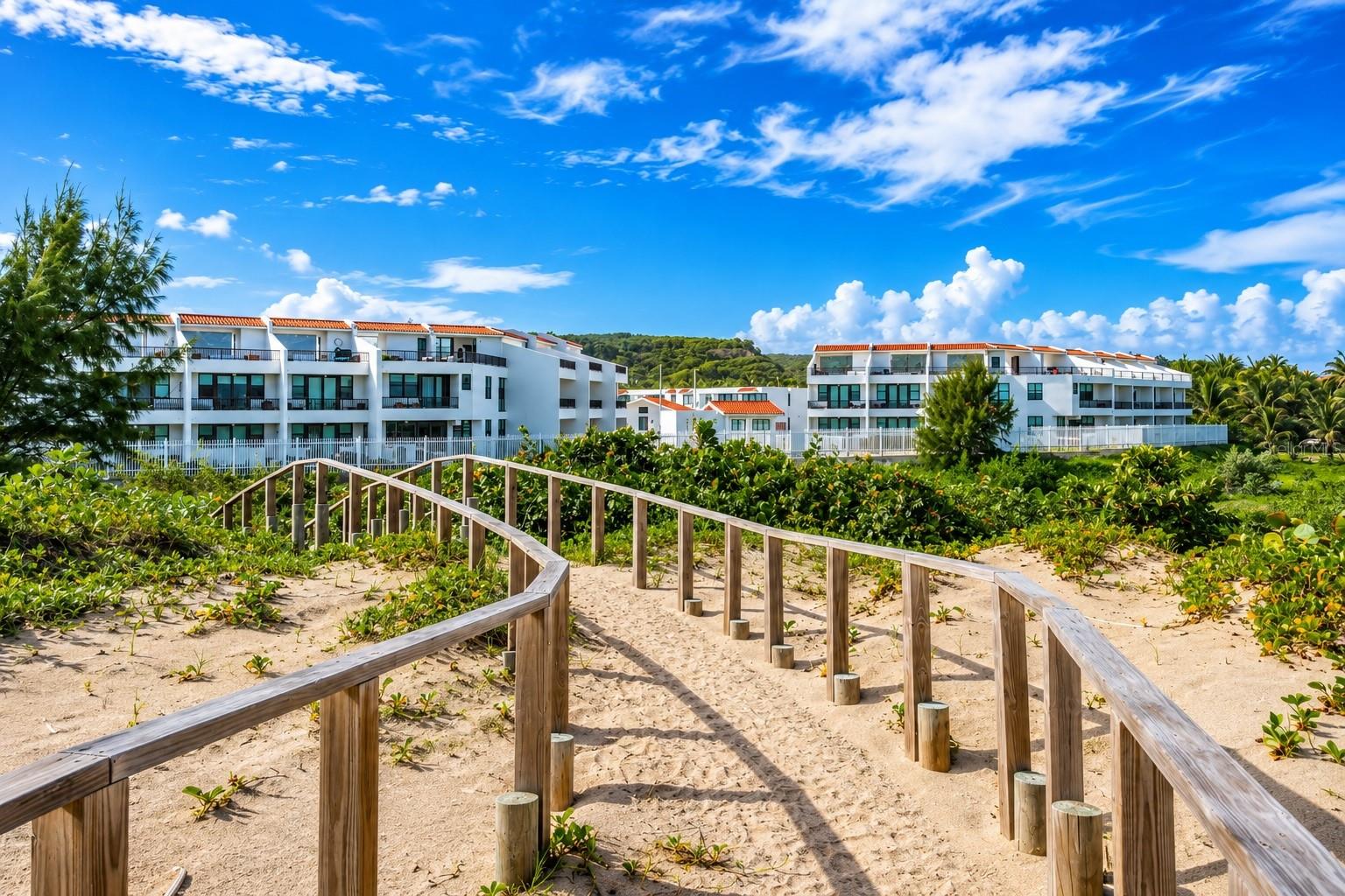 15 MARBELA CASA DE PLAYA, #A15, Isabela, PR 00662