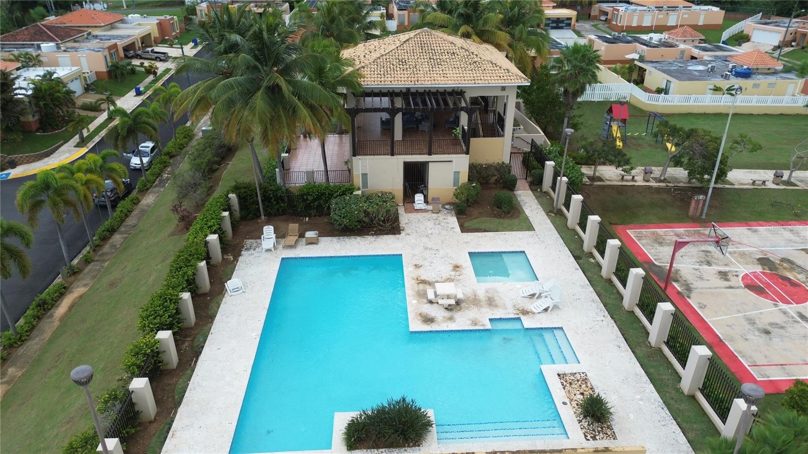Agua Viva #7, Manati, PR 00674