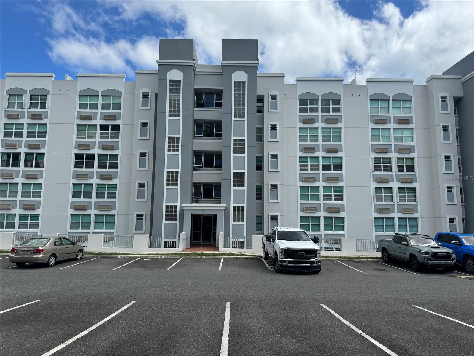 1512 Cond. Buena Vista 450 CARR#844, #1512, San Juan, PR 00926