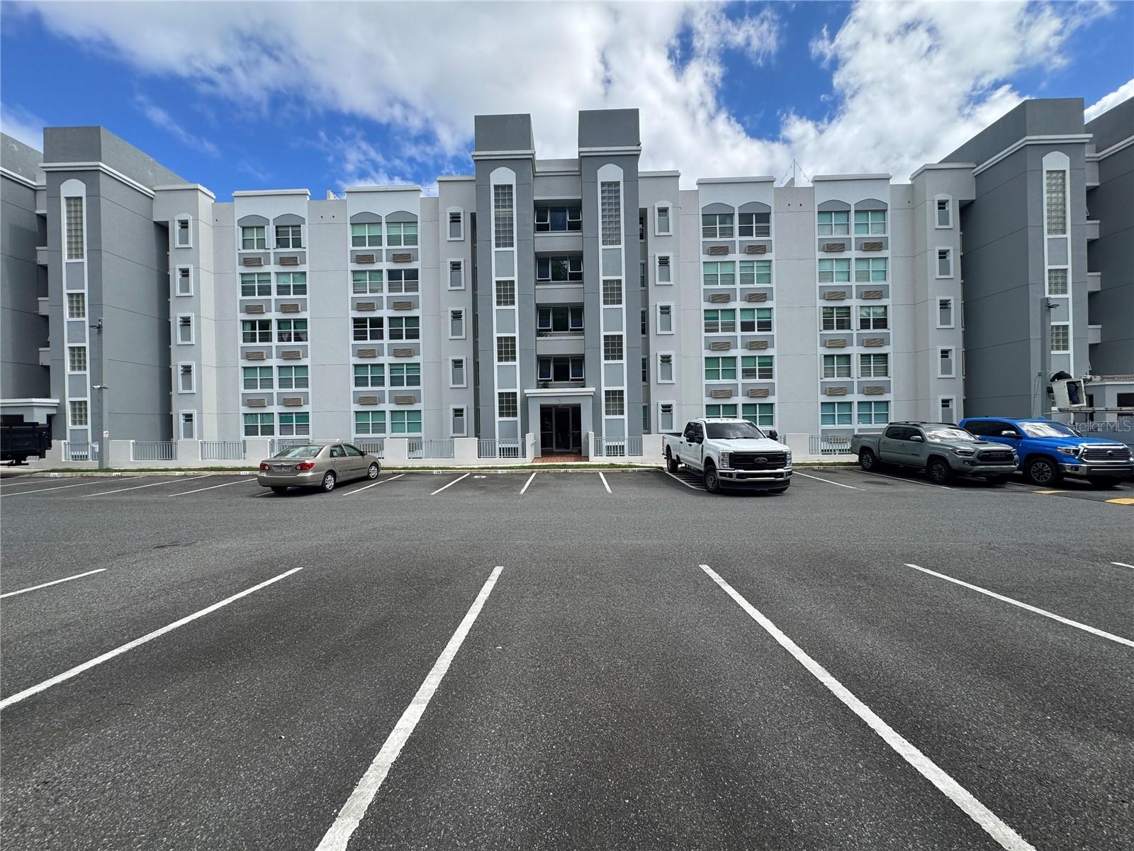 1512 Cond. Buena Vista 450 CARR#844, #1512, San Juan, PR 00926
