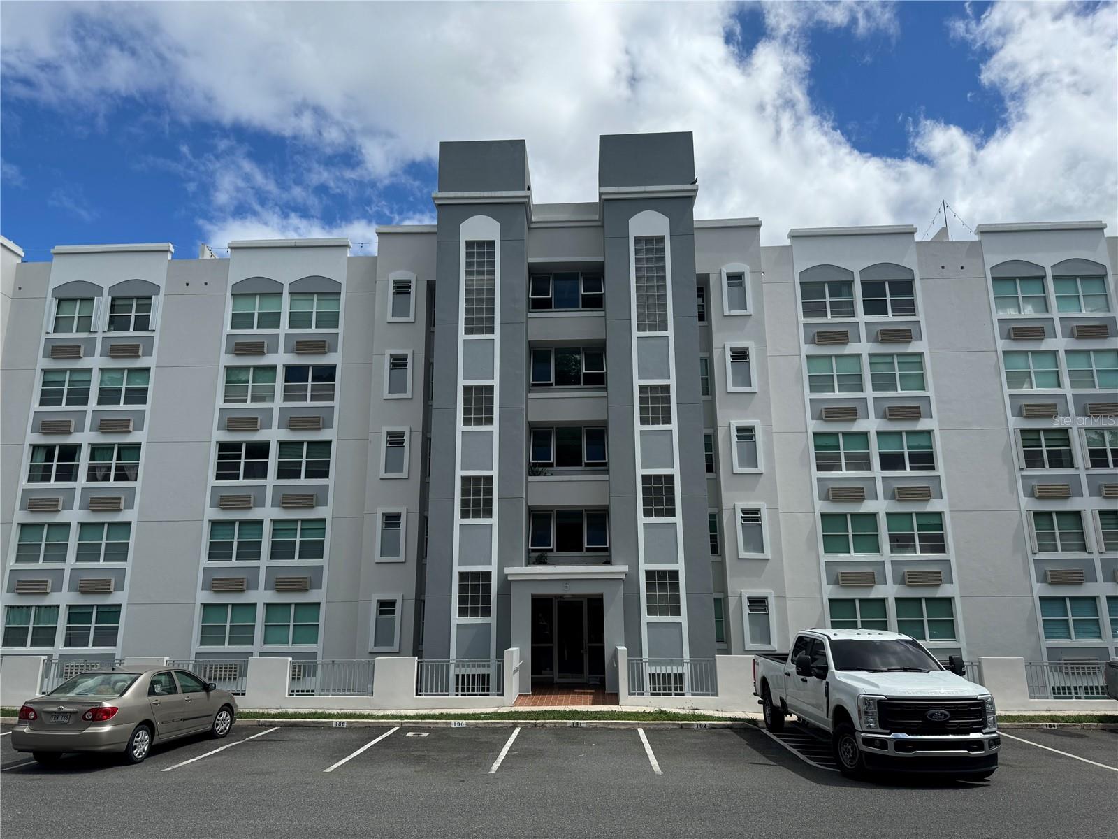 1512 Cond. Buena Vista 450 CARR#844, #1512, San Juan, PR 00926
