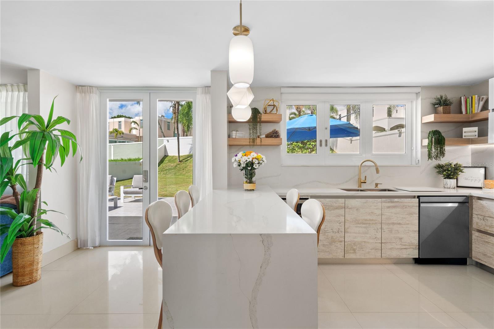 471 ARBOLES DE MONTEHIEDRA, San Juan, PR 00926
