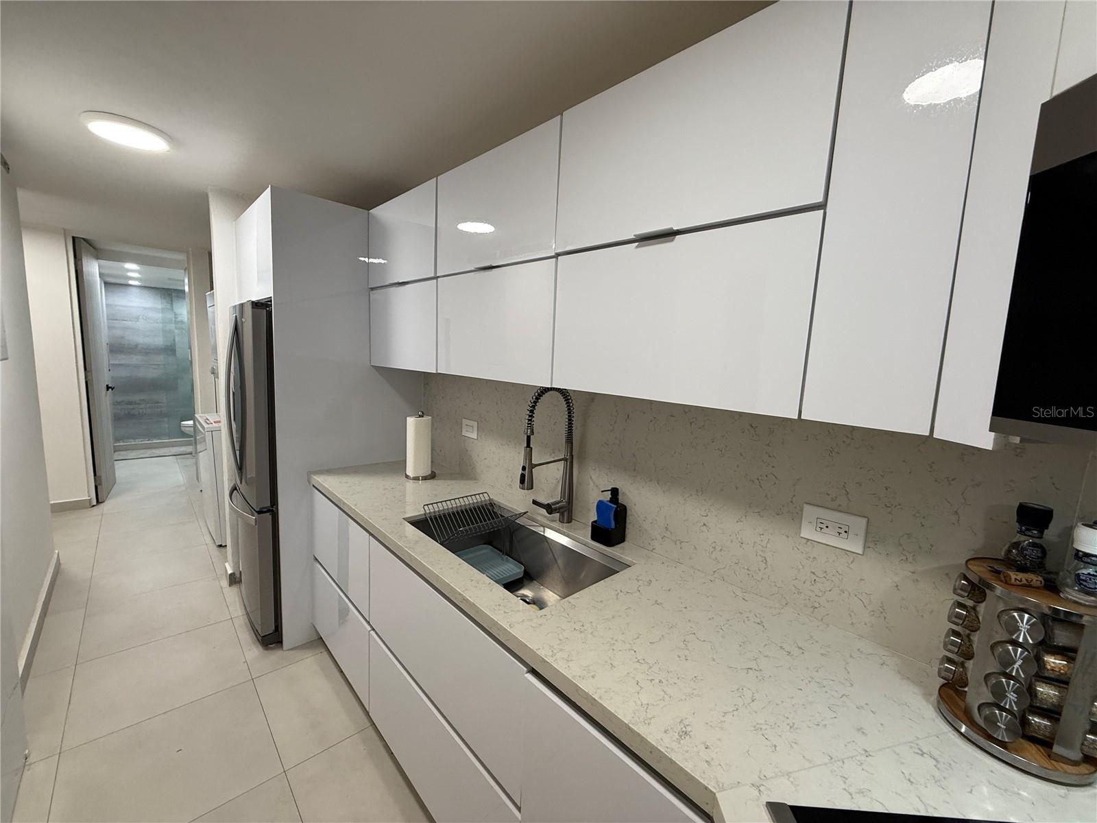 1500 AVENIDA LOS ROMEROS, San Juan, PR 00926