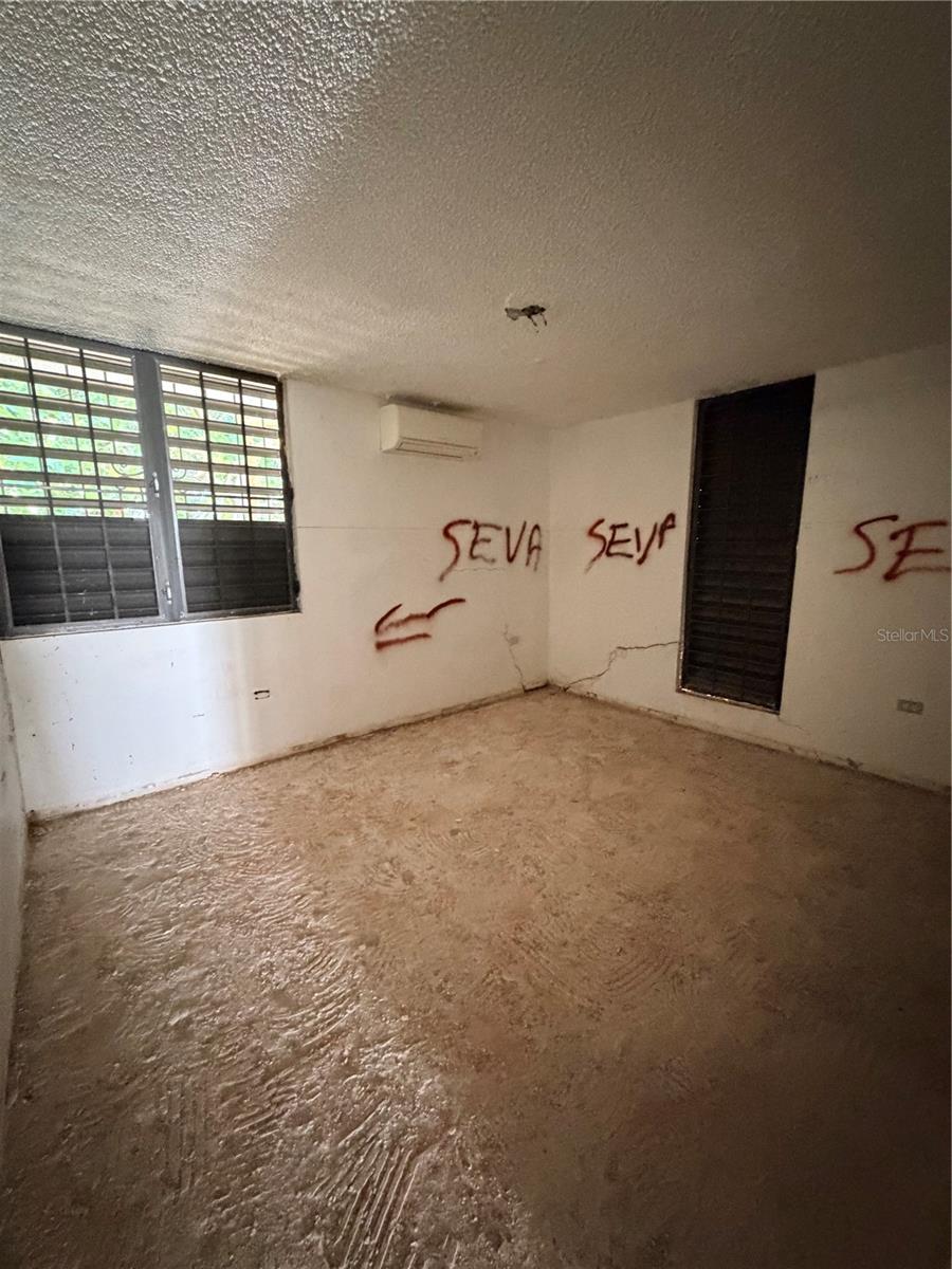 Sauco SANTA MARÍA, #1916, San Juan, PR 00921