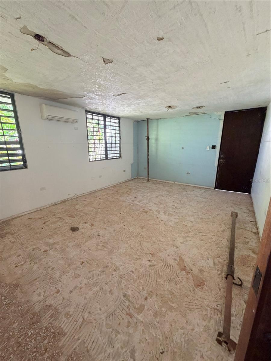 Sauco SANTA MARÍA, #1916, San Juan, PR 00921