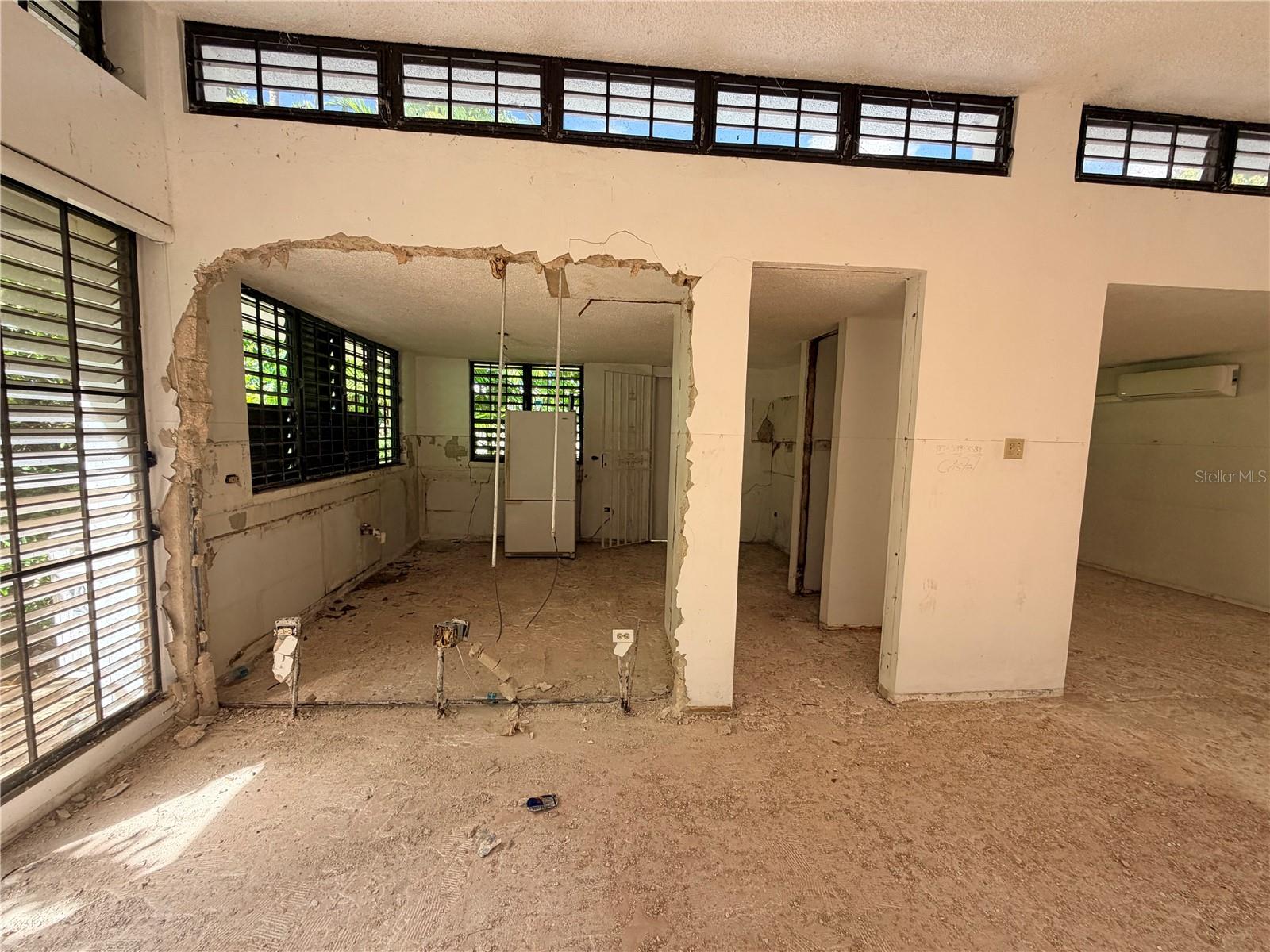 Sauco SANTA MARÍA, #1916, San Juan, PR 00921