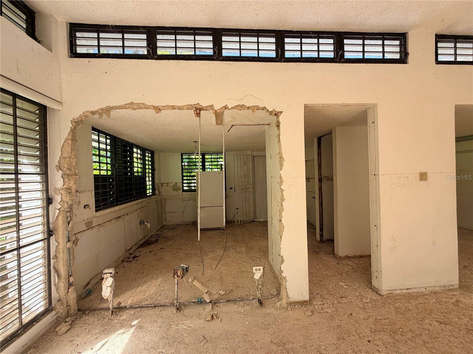 Sauco SANTA MARÍA, #1916, San Juan, PR 00921