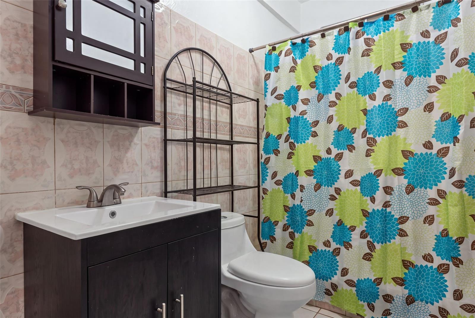 1st Floor Bathroom
