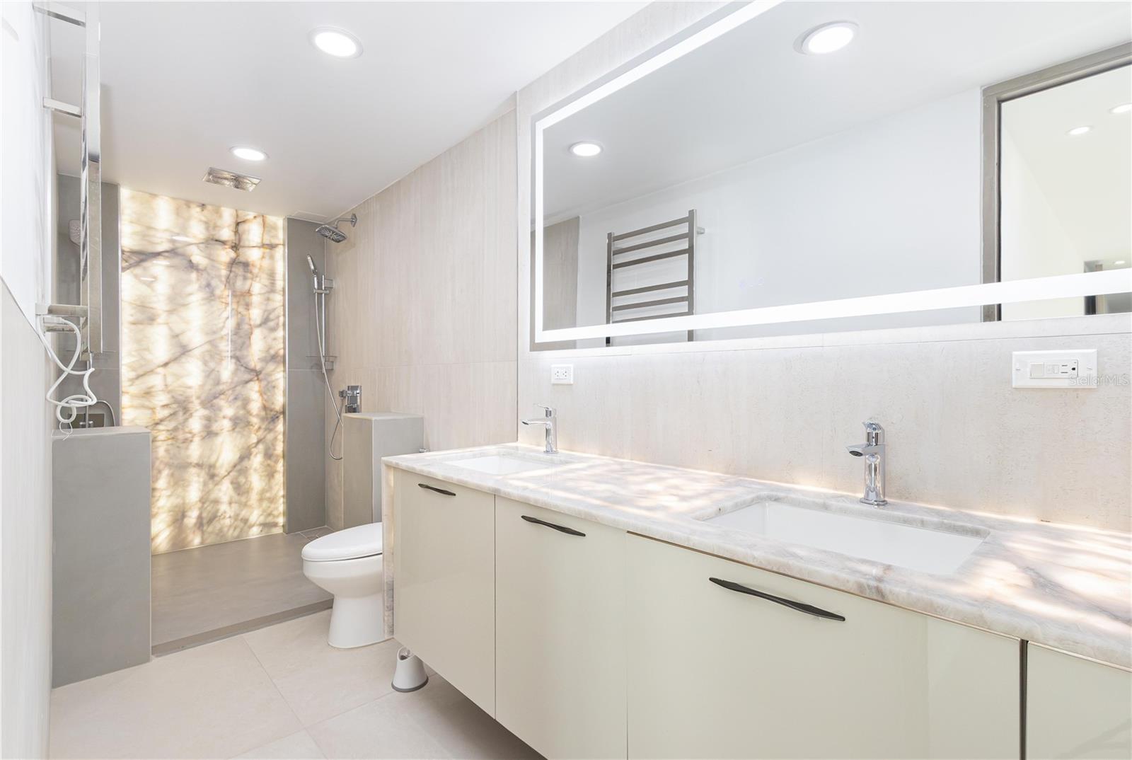 1106 CALLE PICCIONI, #6, San Juan, PR 00907