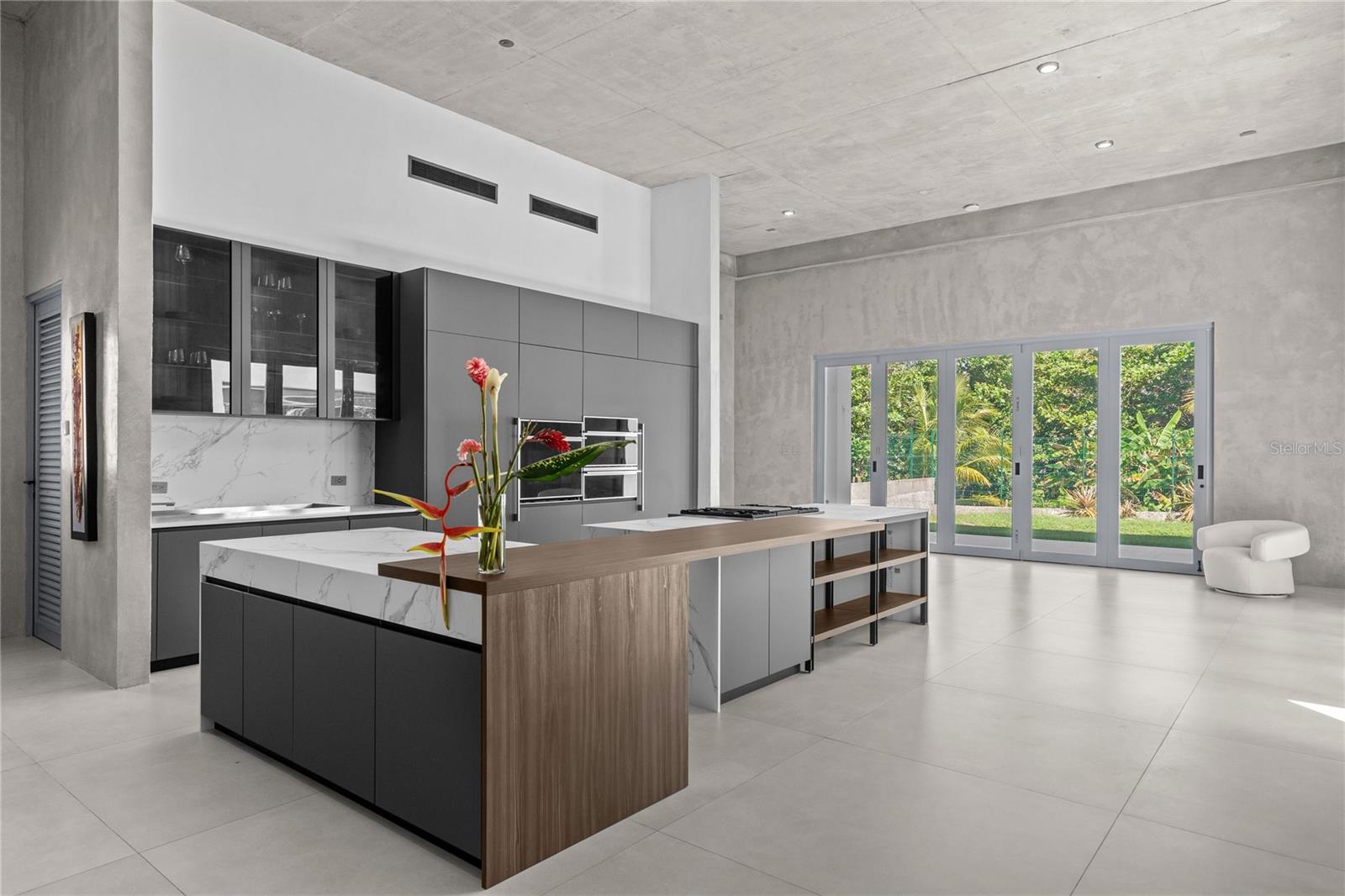 Kitchen & Dining Room - Actual Photograph