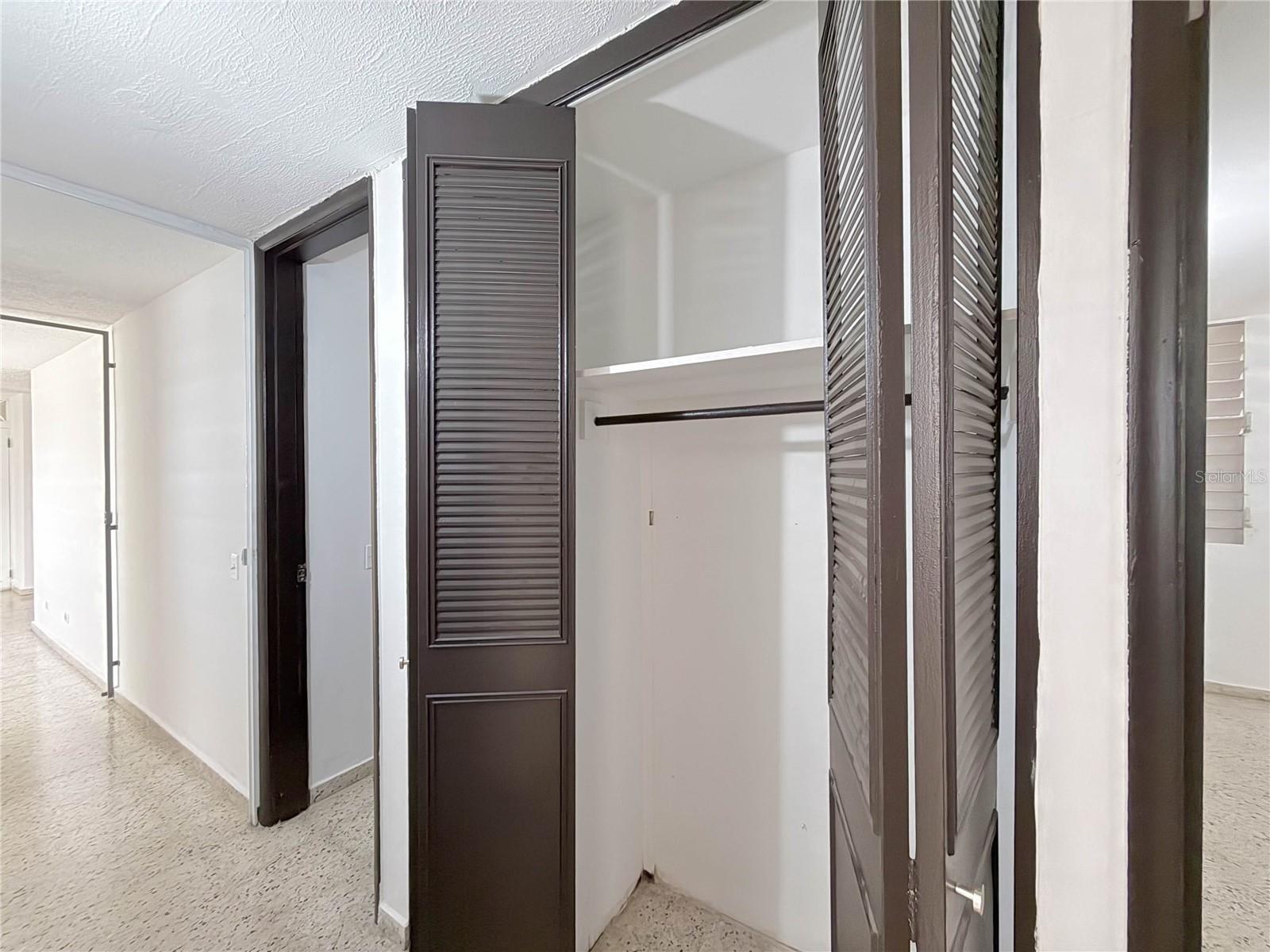 613 URB. VILLA CAROLINA, #241-4, Carolina, PR 00985