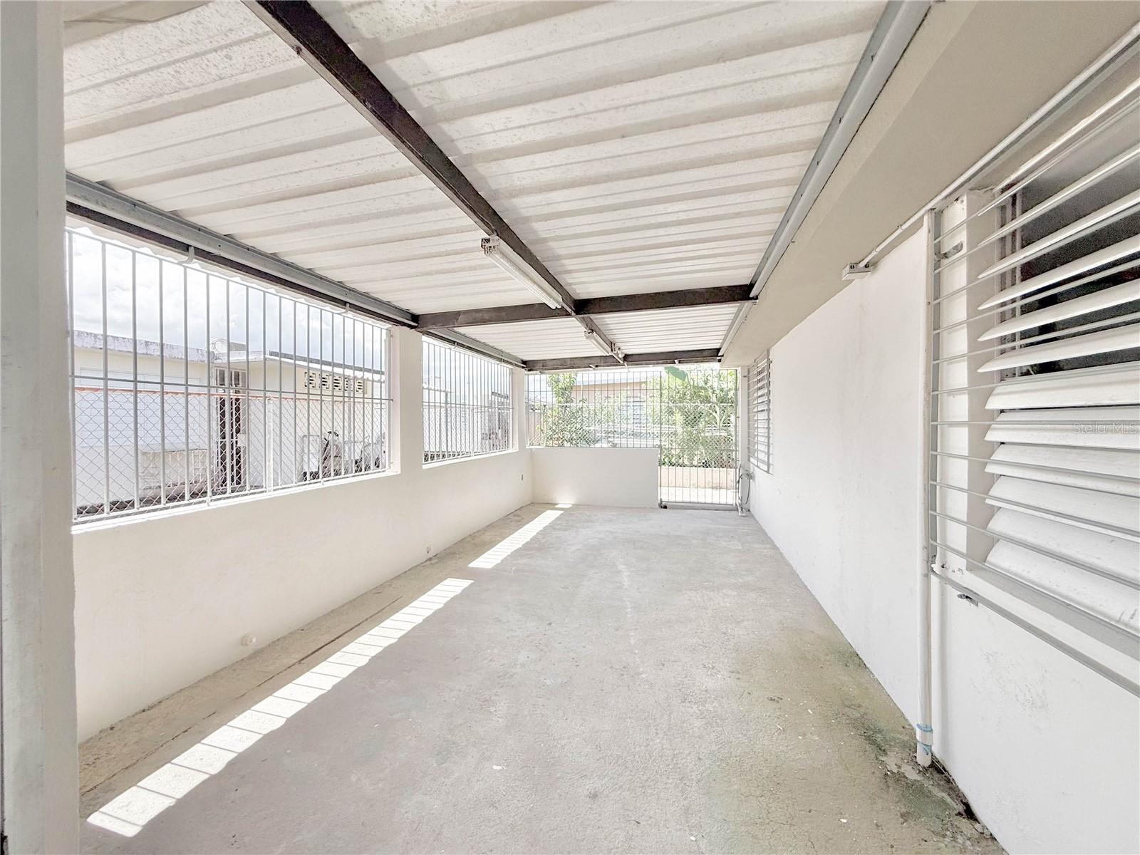 613 URB. VILLA CAROLINA, #241-4, Carolina, PR 00985