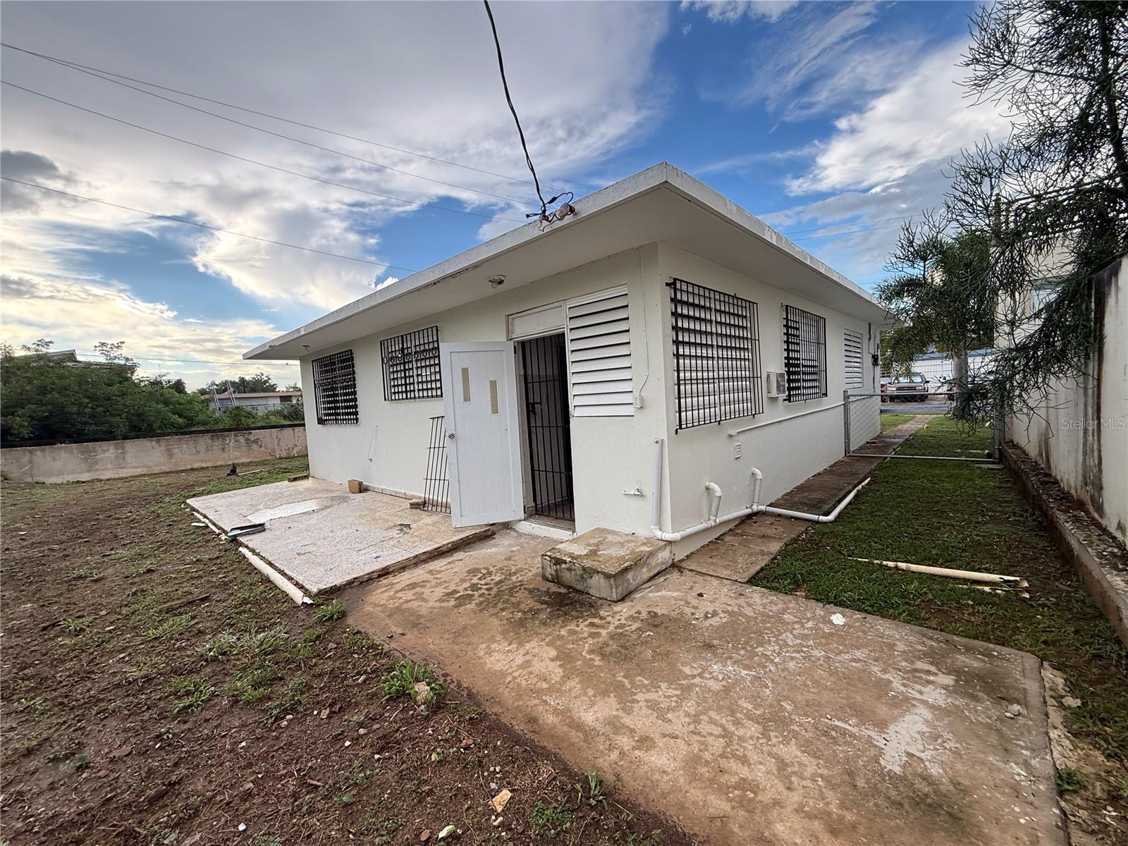 Urb Riverside Calle K BLQ M-1 San German PR 00683