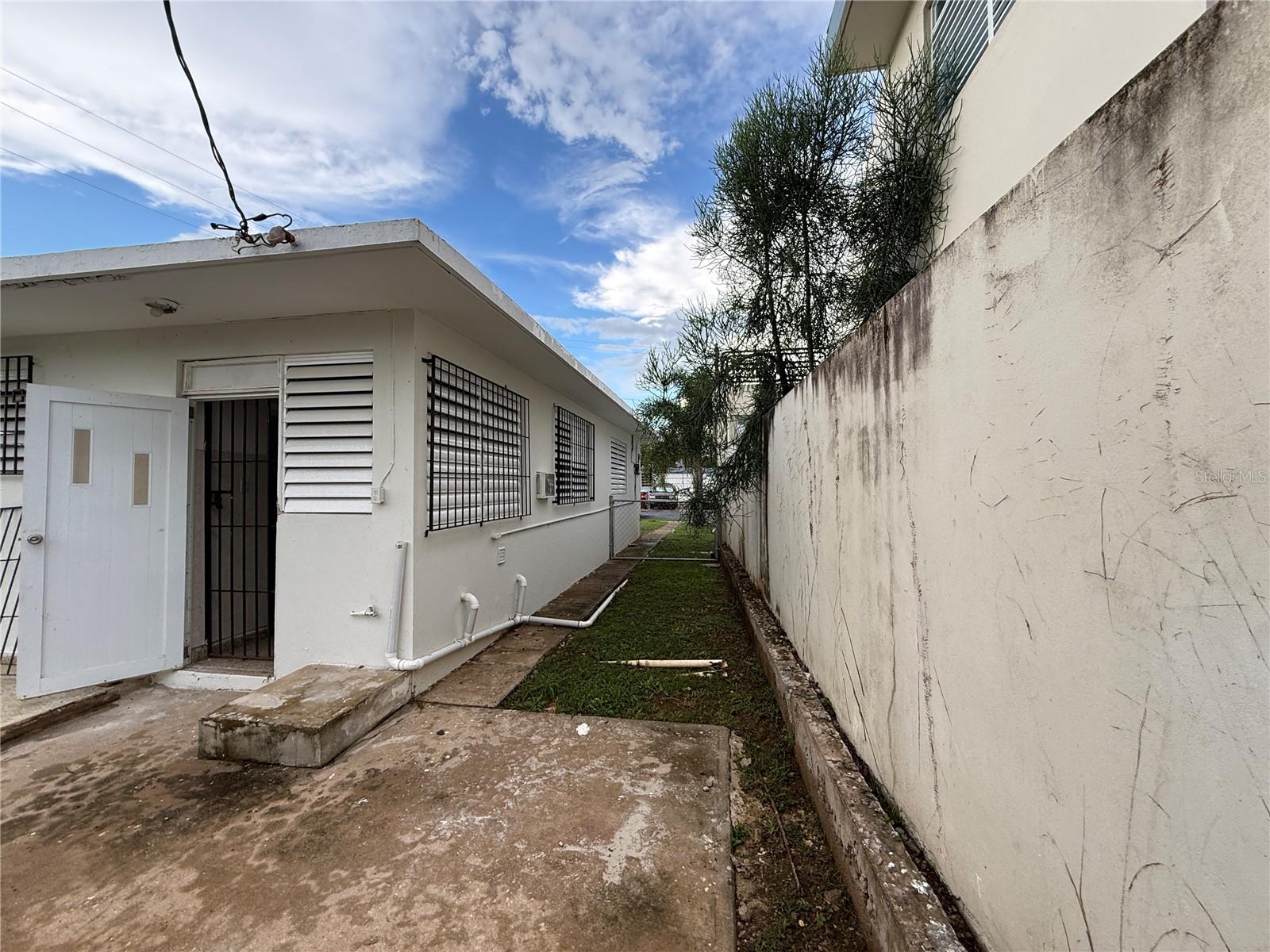 Urb Riverside Calle K BLQ M-1 San German PR 00683